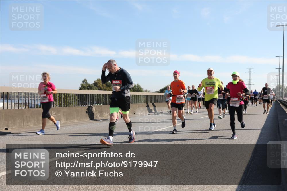 03.10.2025 - Köhlbrandbrückenlauf Yannick Fuchs http://msf.ph/oto/9179947 03.10.2025 11:20:26 Position 3  meine-sportfotos.de