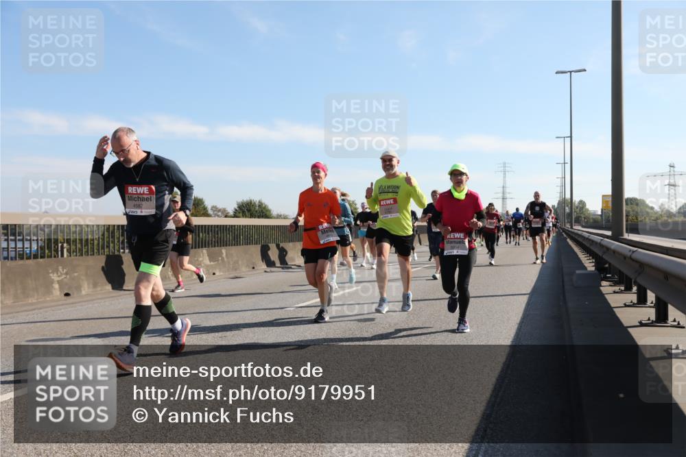 03.10.2025 - Köhlbrandbrückenlauf Yannick Fuchs http://msf.ph/oto/9179951 03.10.2025 11:20:27 Position 3 4587 meine-sportfotos.de