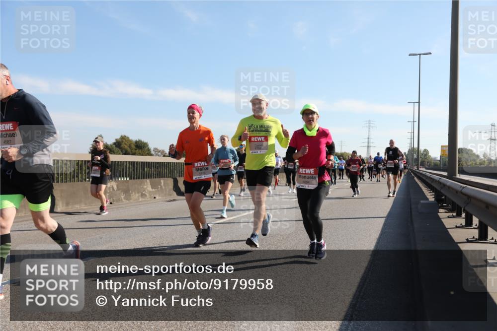 03.10.2025 - Köhlbrandbrückenlauf Yannick Fuchs http://msf.ph/oto/9179958 03.10.2025 11:20:27 Position 3 4587, 6791, 5004 meine-sportfotos.de