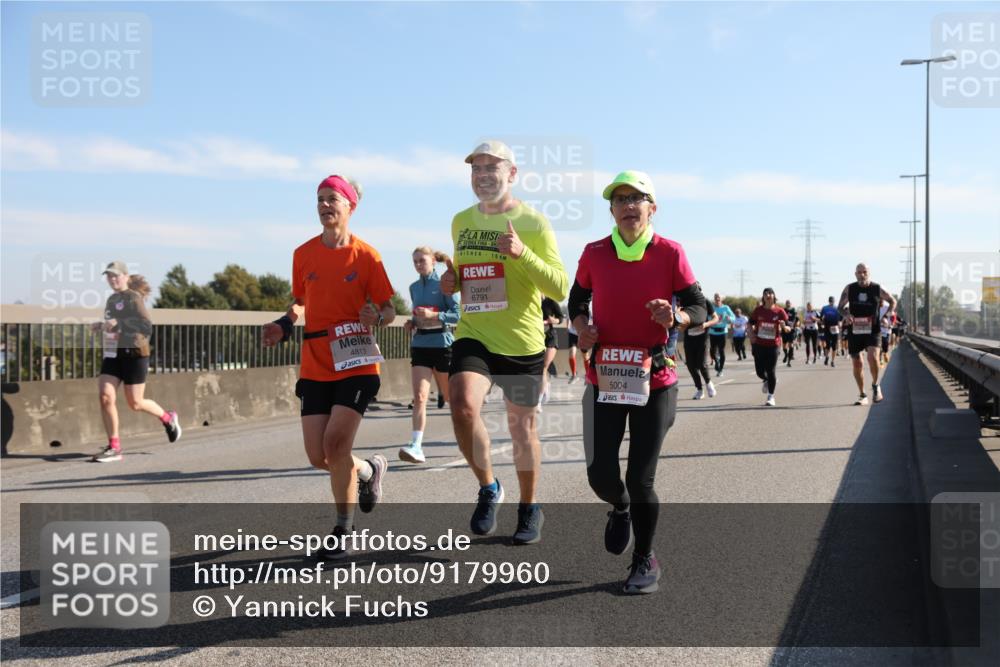 03.10.2025 - Köhlbrandbrückenlauf Yannick Fuchs http://msf.ph/oto/9179960 03.10.2025 11:20:27 Position 3 15, 6791, 4813, 5004 meine-sportfotos.de