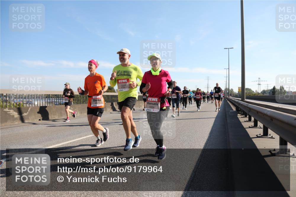 03.10.2025 - Köhlbrandbrückenlauf Yannick Fuchs http://msf.ph/oto/9179964 03.10.2025 11:20:28 Position 3 15, 6791, 5004 meine-sportfotos.de