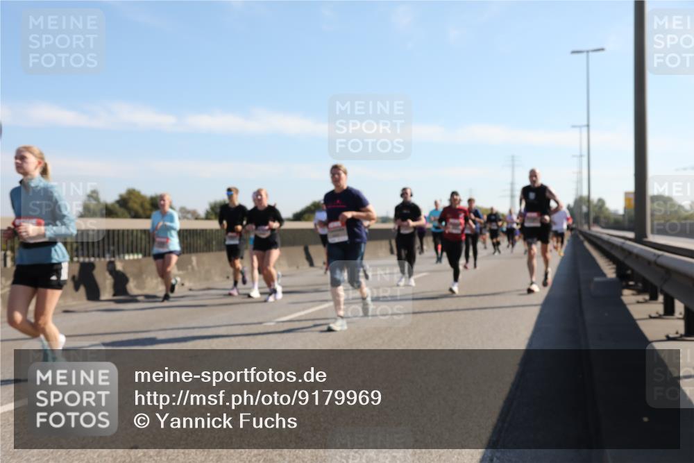 03.10.2025 - Köhlbrandbrückenlauf Yannick Fuchs http://msf.ph/oto/9179969 03.10.2025 11:20:28 Position 3  meine-sportfotos.de
