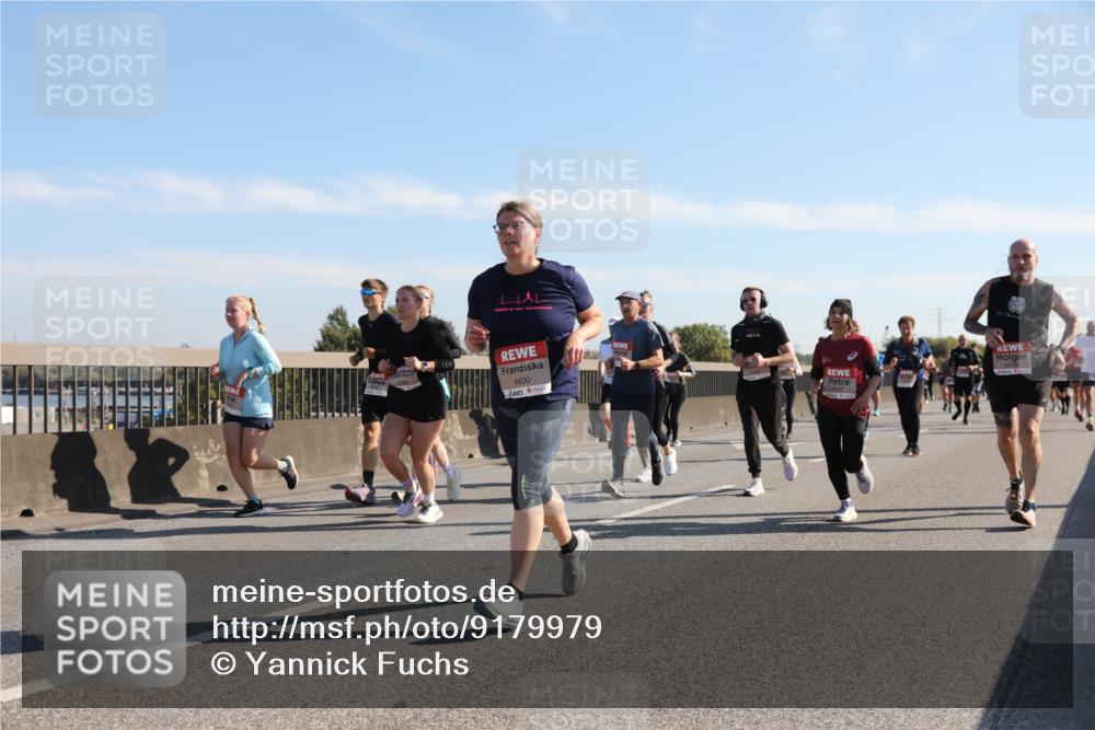 03.10.2025 - Köhlbrandbrückenlauf Yannick Fuchs http://msf.ph/oto/9179979 03.10.2025 11:20:29 Position 3 4600 meine-sportfotos.de