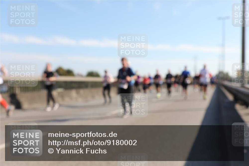 03.10.2025 - Köhlbrandbrückenlauf Yannick Fuchs http://msf.ph/oto/9180002 03.10.2025 11:20:32 Position 3  meine-sportfotos.de