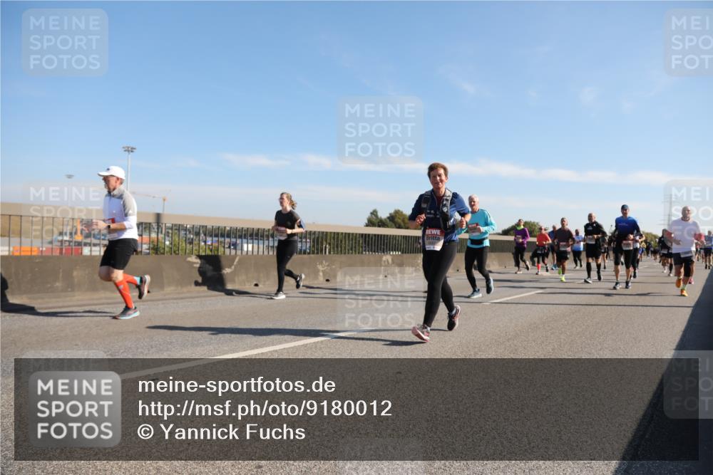 03.10.2025 - Köhlbrandbrückenlauf Yannick Fuchs http://msf.ph/oto/9180012 03.10.2025 11:20:33 Position 3  meine-sportfotos.de