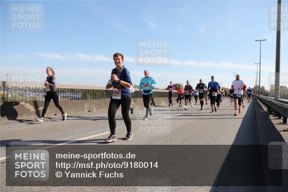 03.10.2025 - Köhlbrandbrückenlauf Yannick Fuchs http://msf.ph/oto/9180014 03.10.2025 11:20:34 Position 3 5037 meine-sportfotos.de