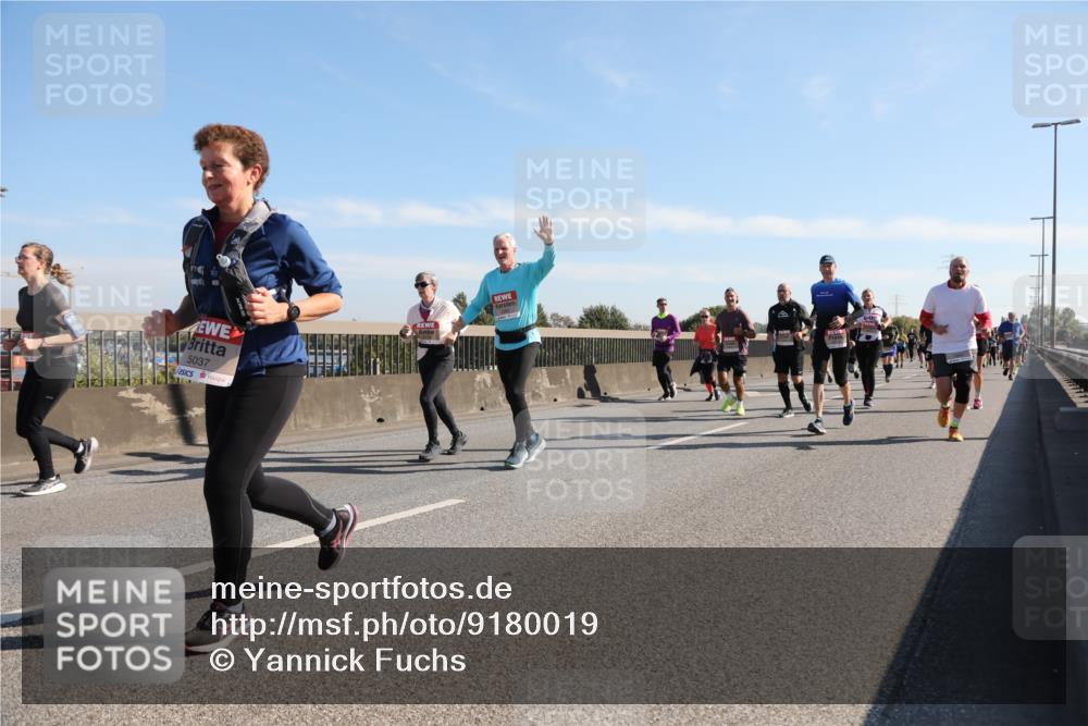 03.10.2025 - Köhlbrandbrückenlauf Yannick Fuchs http://msf.ph/oto/9180019 03.10.2025 11:20:34 Position 3 5037 meine-sportfotos.de