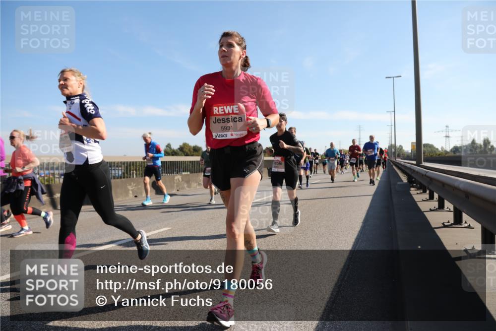 03.10.2025 - Köhlbrandbrückenlauf Yannick Fuchs http://msf.ph/oto/9180056 03.10.2025 11:20:38 Position 3 5931 meine-sportfotos.de