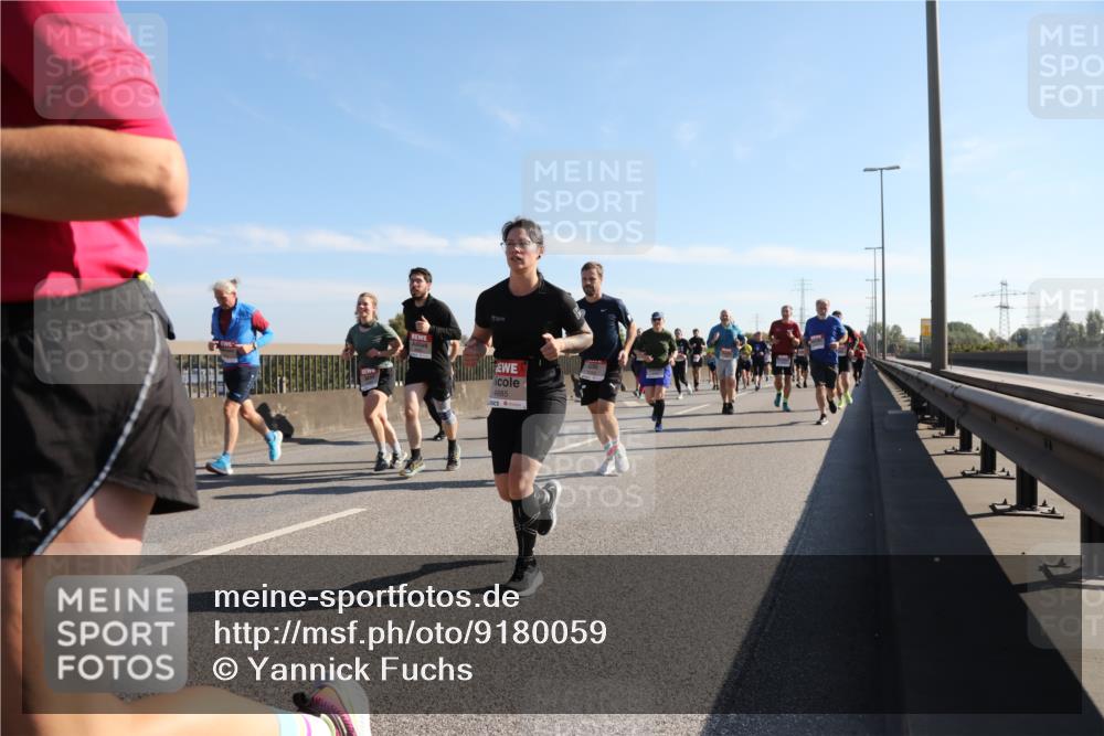 03.10.2025 - Köhlbrandbrückenlauf Yannick Fuchs http://msf.ph/oto/9180059 03.10.2025 11:20:39 Position 3 4885 meine-sportfotos.de