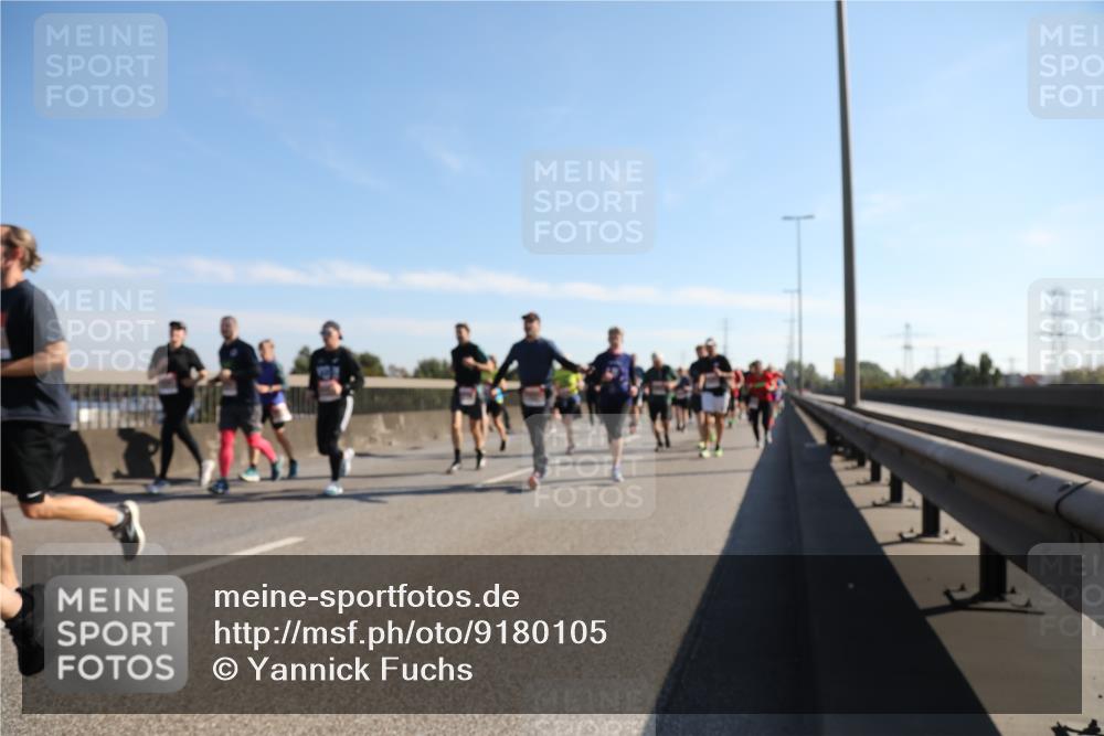 03.10.2025 - Köhlbrandbrückenlauf Yannick Fuchs http://msf.ph/oto/9180105 03.10.2025 11:20:43 Position 3  meine-sportfotos.de
