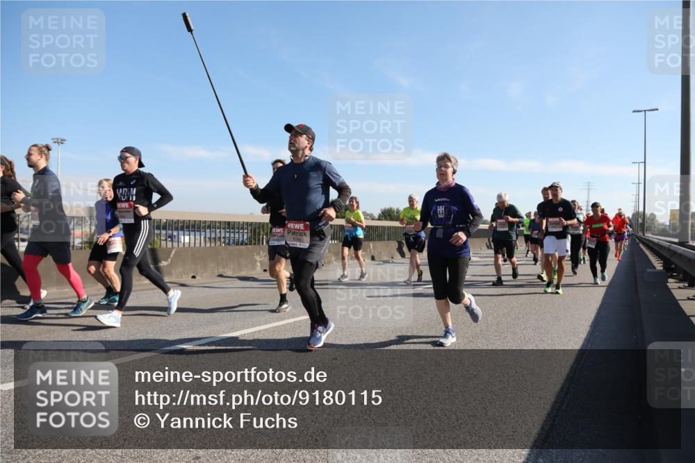 03.10.2025 - Köhlbrandbrückenlauf Yannick Fuchs http://msf.ph/oto/9180115 03.10.2025 11:20:45 Position 3 6189 meine-sportfotos.de