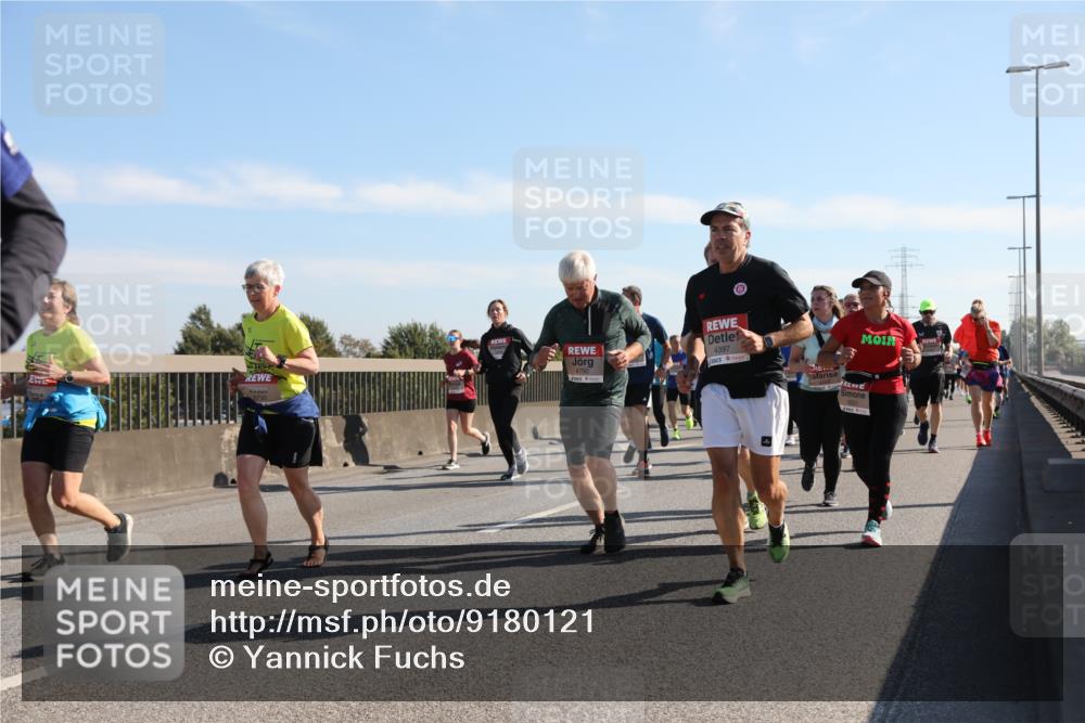 03.10.2025 - Köhlbrandbrückenlauf Yannick Fuchs http://msf.ph/oto/9180121 03.10.2025 11:20:46 Position 3 4790, 4397 meine-sportfotos.de