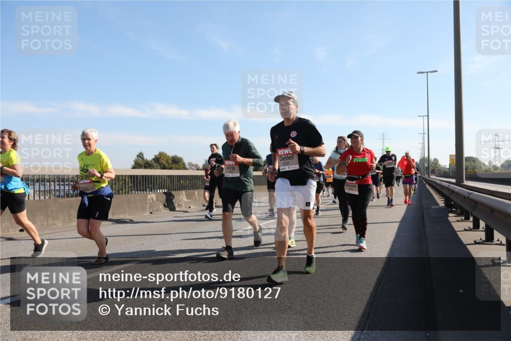 03.10.2025 - Köhlbrandbrückenlauf Yannick Fuchs http://msf.ph/oto/9180127 03.10.2025 11:20:46 Position 3 4397 meine-sportfotos.de
