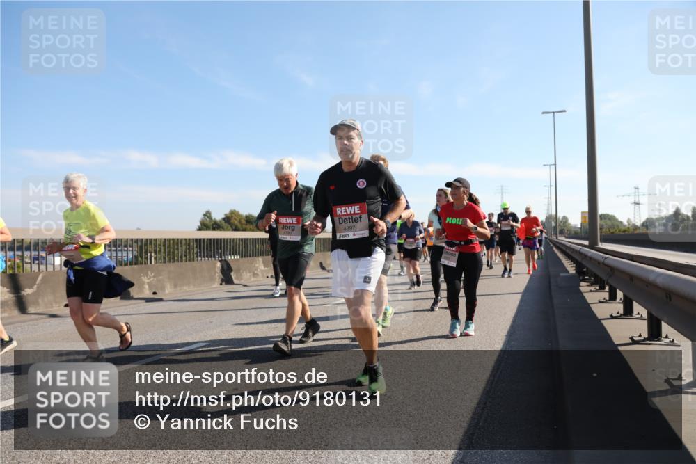 03.10.2025 - Köhlbrandbrückenlauf Yannick Fuchs http://msf.ph/oto/9180131 03.10.2025 11:20:46 Position 3 4397 meine-sportfotos.de
