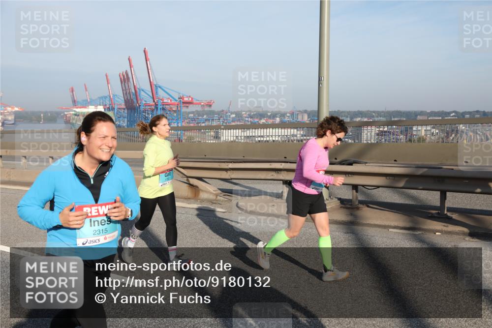 03.10.2025 - Köhlbrandbrückenlauf Yannick Fuchs http://msf.ph/oto/9180132 03.10.2025 08:53:43 Position 2 2315, 1762, 18 meine-sportfotos.de