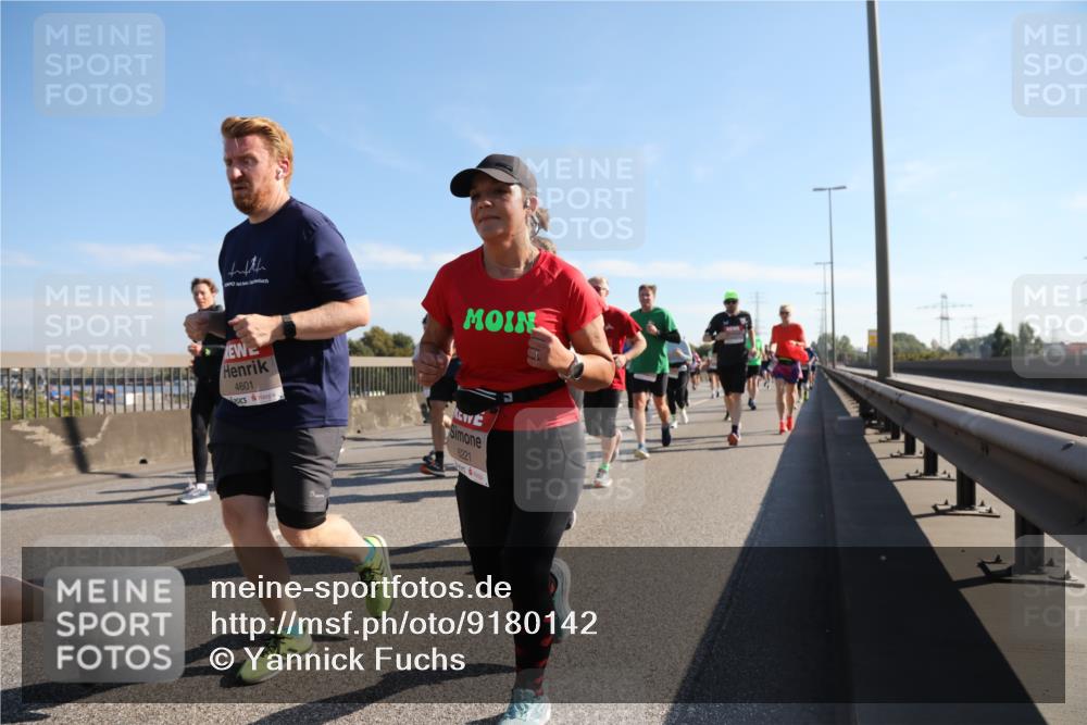 03.10.2025 - Köhlbrandbrückenlauf Yannick Fuchs http://msf.ph/oto/9180142 03.10.2025 11:20:48 Position 3 4601, 6221 meine-sportfotos.de