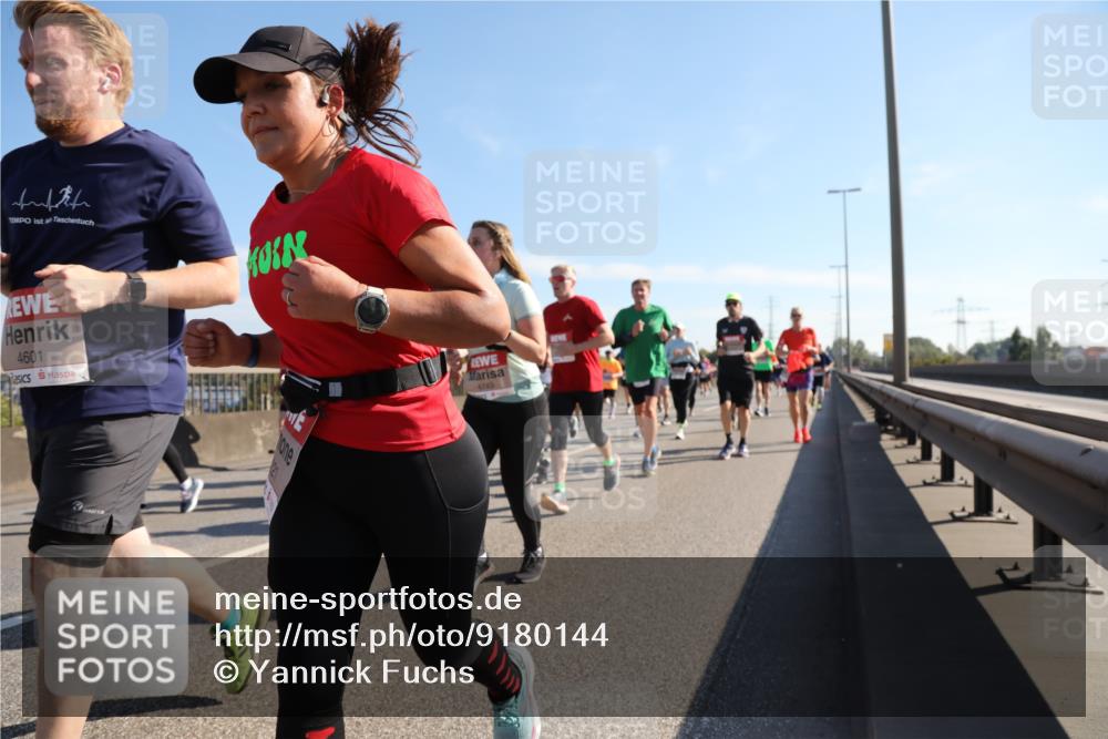 03.10.2025 - Köhlbrandbrückenlauf Yannick Fuchs http://msf.ph/oto/9180144 03.10.2025 11:20:48 Position 3 4601, 4743 meine-sportfotos.de