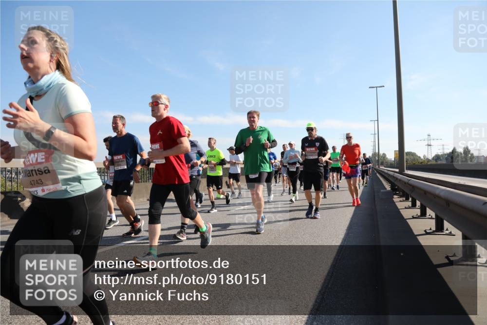 03.10.2025 - Köhlbrandbrückenlauf Yannick Fuchs http://msf.ph/oto/9180151 03.10.2025 11:20:49 Position 3 4743 meine-sportfotos.de