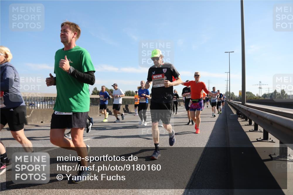 03.10.2025 - Köhlbrandbrückenlauf Yannick Fuchs http://msf.ph/oto/9180160 03.10.2025 11:20:50 Position 3 5147 meine-sportfotos.de