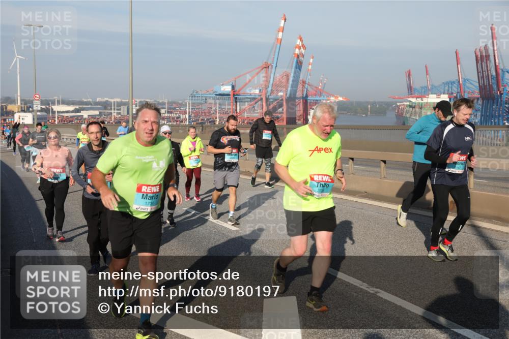 03.10.2025 - Köhlbrandbrückenlauf Yannick Fuchs http://msf.ph/oto/9180197 03.10.2025 08:53:52 Position 2 1734, 8147 meine-sportfotos.de
