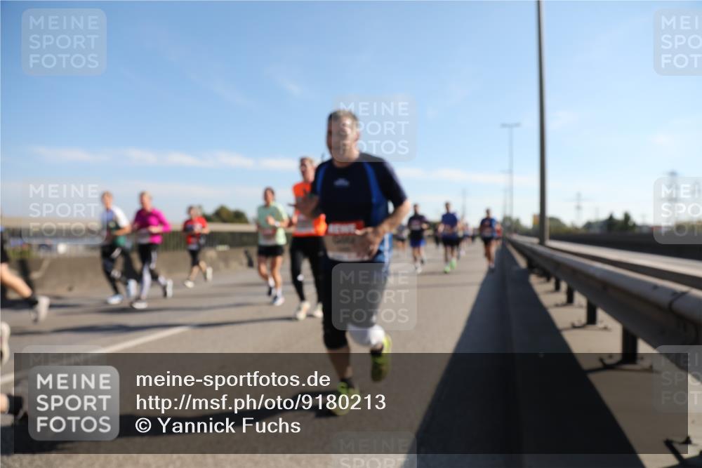 03.10.2025 - Köhlbrandbrückenlauf Yannick Fuchs http://msf.ph/oto/9180213 03.10.2025 11:20:54 Position 3  meine-sportfotos.de