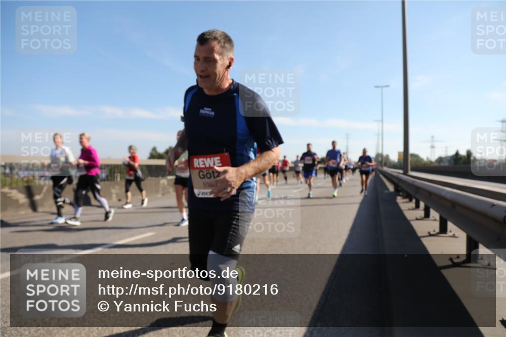 03.10.2025 - Köhlbrandbrückenlauf Yannick Fuchs http://msf.ph/oto/9180216 03.10.2025 11:20:54 Position 3 5960, 25 meine-sportfotos.de