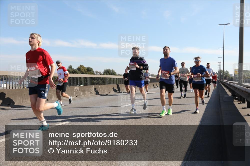 03.10.2025 - Köhlbrandbrückenlauf Yannick Fuchs http://msf.ph/oto/9180233 03.10.2025 11:20:56 Position 3 6774 meine-sportfotos.de