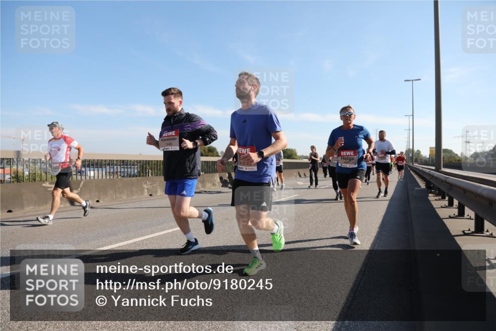 03.10.2025 - Köhlbrandbrückenlauf Yannick Fuchs http://msf.ph/oto/9180245 03.10.2025 11:20:57 Position 3 6496, 69 meine-sportfotos.de
