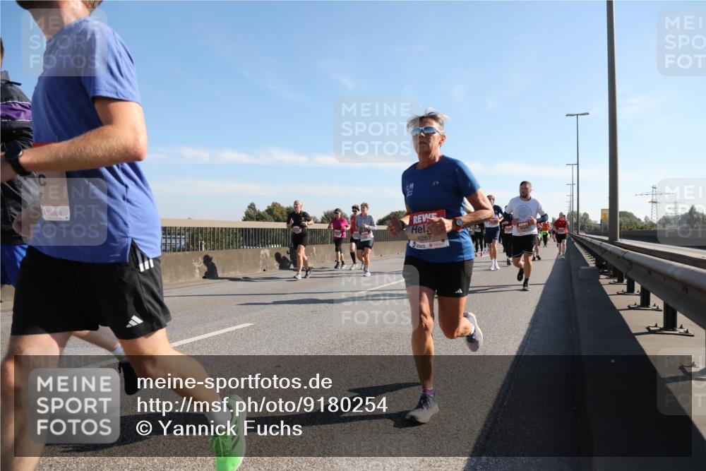 03.10.2025 - Köhlbrandbrückenlauf Yannick Fuchs http://msf.ph/oto/9180254 03.10.2025 11:20:57 Position 3 6267 meine-sportfotos.de