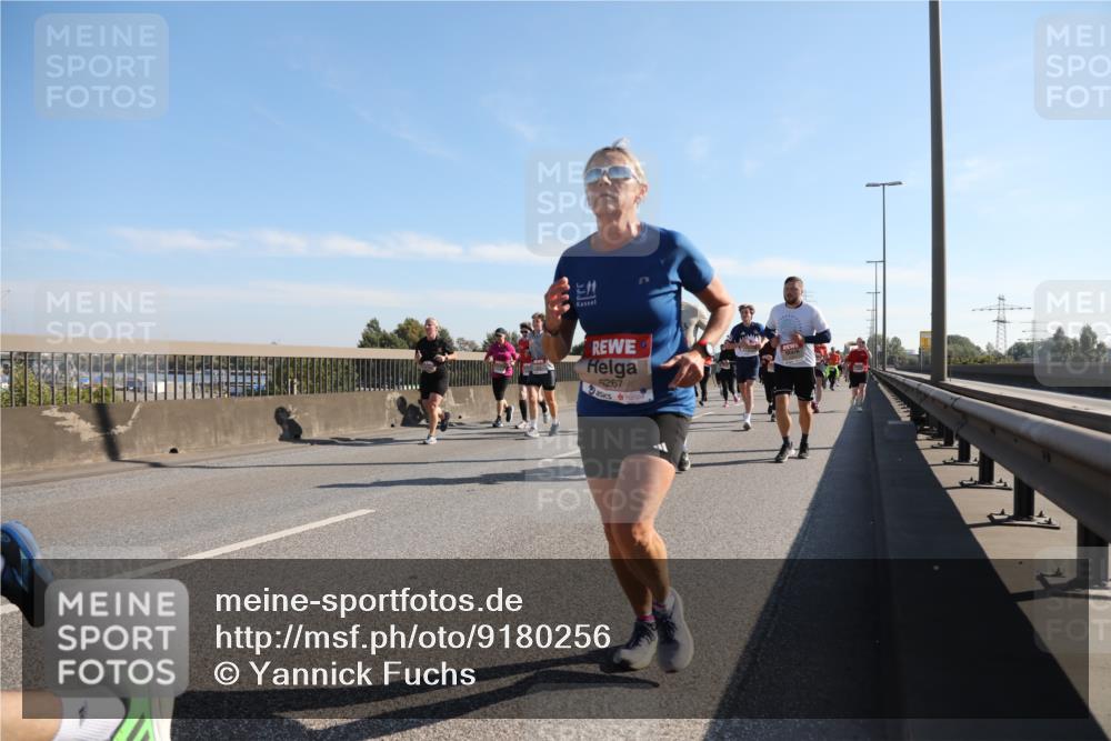 03.10.2025 - Köhlbrandbrückenlauf Yannick Fuchs http://msf.ph/oto/9180256 03.10.2025 11:20:58 Position 3 6267 meine-sportfotos.de