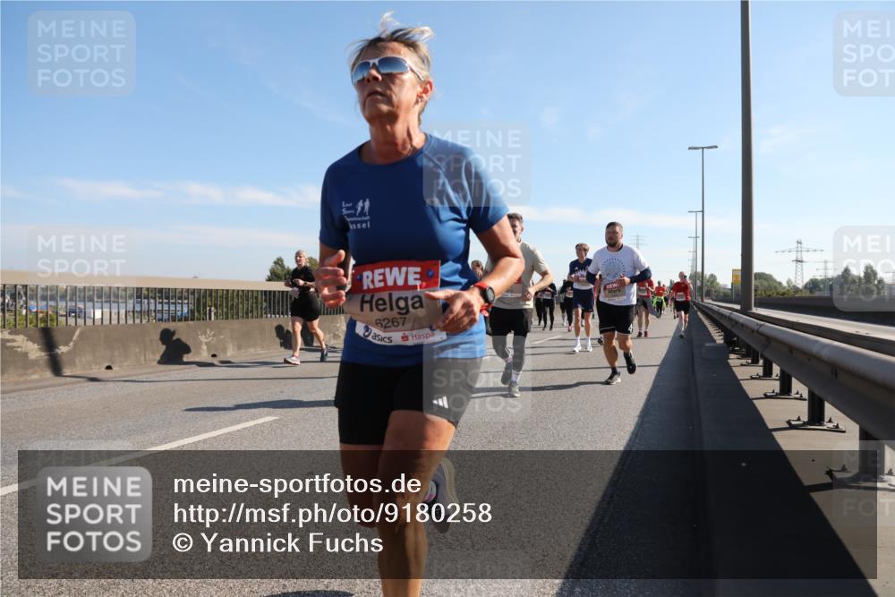 03.10.2025 - Köhlbrandbrückenlauf Yannick Fuchs http://msf.ph/oto/9180258 03.10.2025 11:20:58 Position 3 6267 meine-sportfotos.de