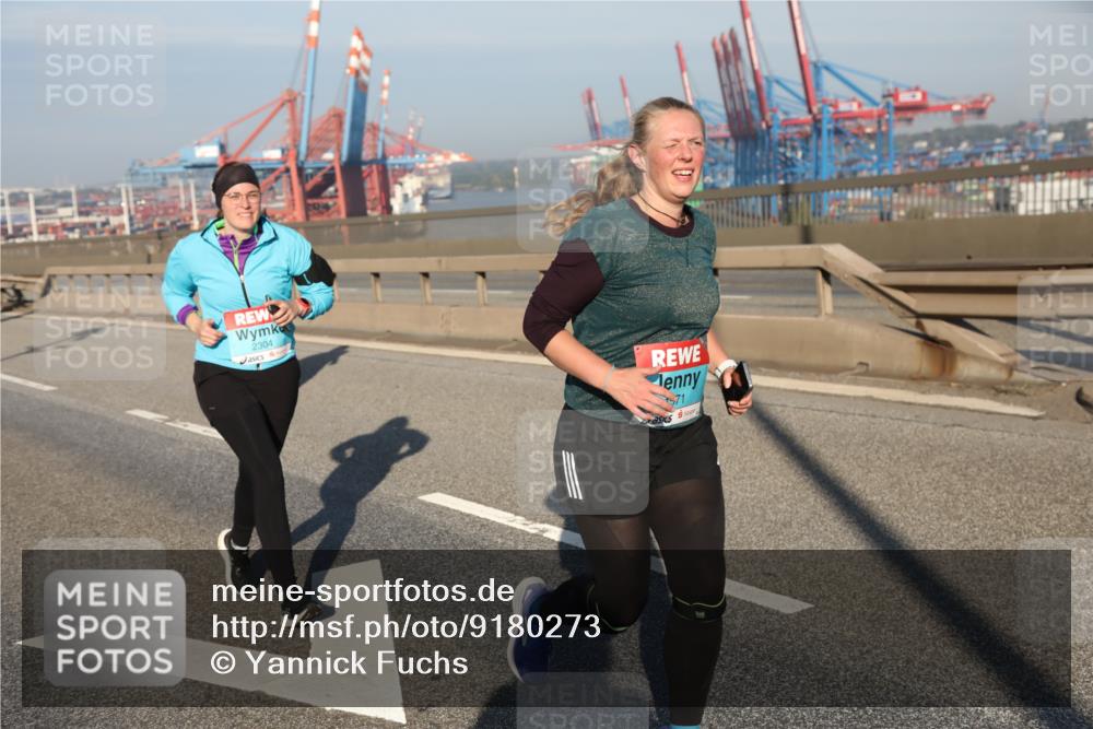 03.10.2025 - Köhlbrandbrückenlauf Yannick Fuchs http://msf.ph/oto/9180273 03.10.2025 08:54:07 Position 2 2304, 71 meine-sportfotos.de