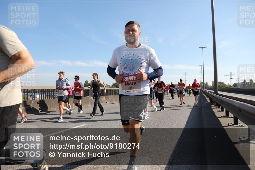 03.10.2025 - Köhlbrandbrückenlauf Yannick Fuchs http://msf.ph/oto/9180274 03.10.2025 11:21:00 Position 3 5261, 4 meine-sportfotos.de