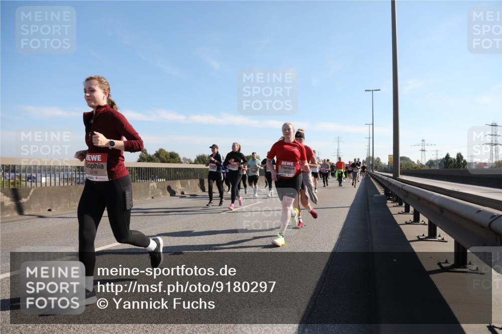 03.10.2025 - Köhlbrandbrückenlauf Yannick Fuchs http://msf.ph/oto/9180297 03.10.2025 11:21:02 Position 3 5078, 4812 meine-sportfotos.de