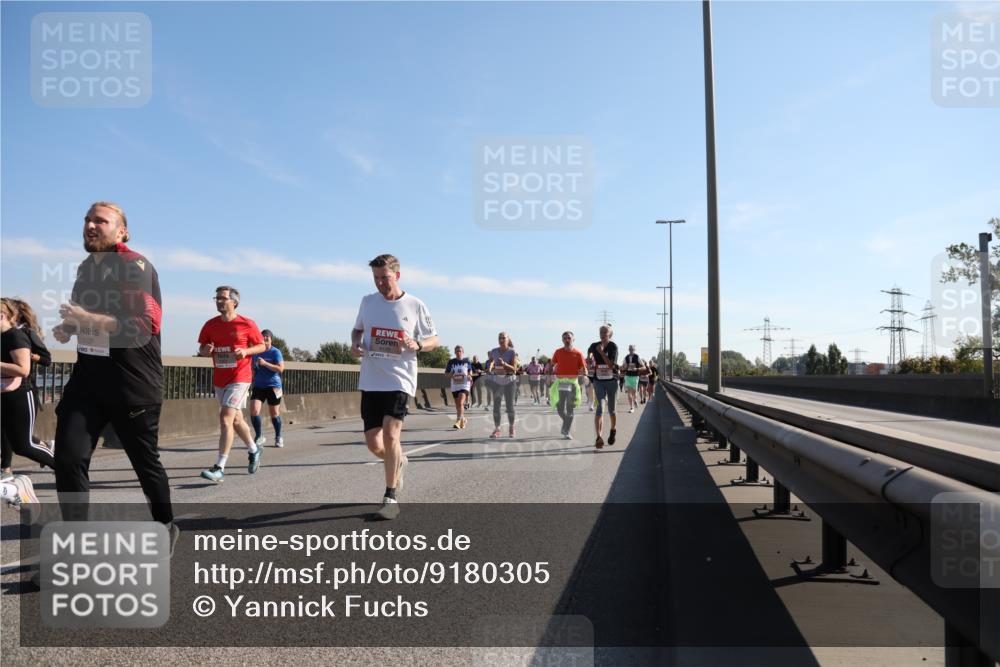 03.10.2025 - Köhlbrandbrückenlauf Yannick Fuchs http://msf.ph/oto/9180305 03.10.2025 11:21:05 Position 3 5107 meine-sportfotos.de