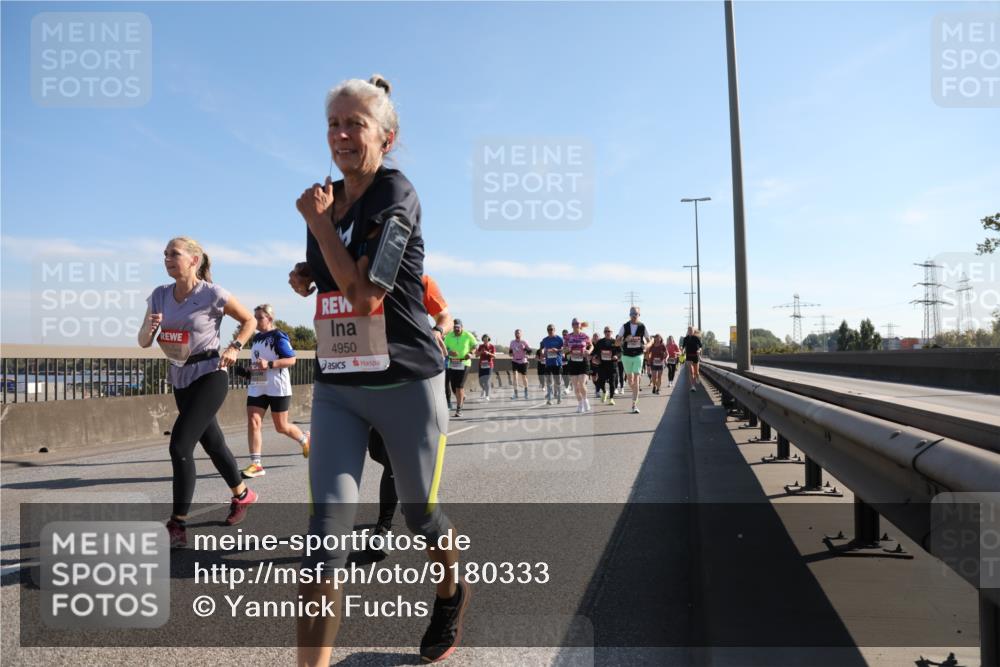 03.10.2025 - Köhlbrandbrückenlauf Yannick Fuchs http://msf.ph/oto/9180333 03.10.2025 11:21:08 Position 3 4950 meine-sportfotos.de