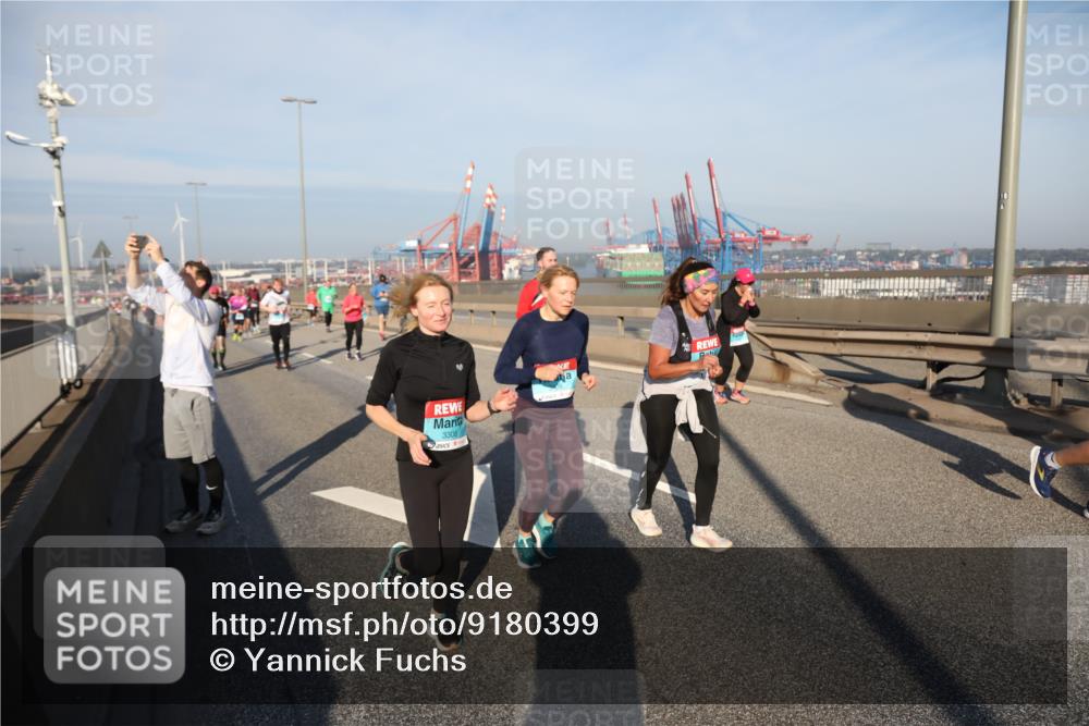 03.10.2025 - Köhlbrandbrückenlauf Yannick Fuchs http://msf.ph/oto/9180399 03.10.2025 08:54:31 Position 2 3306 meine-sportfotos.de