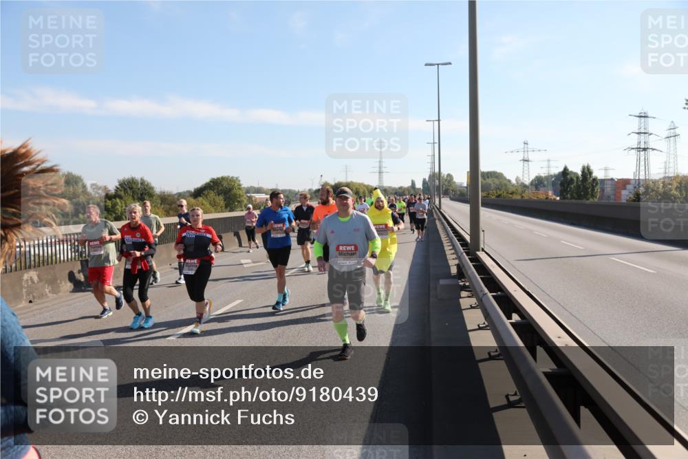 03.10.2025 - Köhlbrandbrückenlauf Yannick Fuchs http://msf.ph/oto/9180439 03.10.2025 11:21:23 Position 3  meine-sportfotos.de