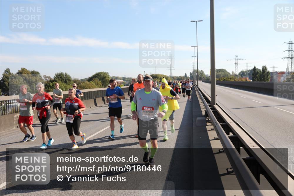 03.10.2025 - Köhlbrandbrückenlauf Yannick Fuchs http://msf.ph/oto/9180446 03.10.2025 11:21:24 Position 3 6301 meine-sportfotos.de