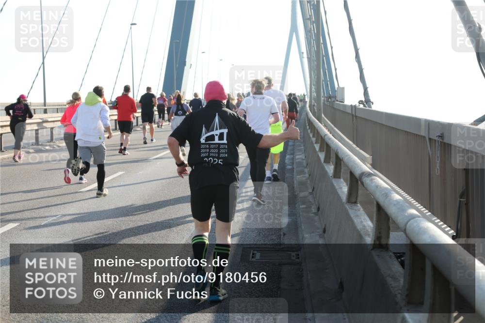 03.10.2025 - Köhlbrandbrückenlauf Yannick Fuchs http://msf.ph/oto/9180456 03.10.2025 08:54:42 Position 2 2016, 2017, 2018, 2019, 2020, 2021, 2022, 2023, 2024, 2225 meine-sportfotos.de