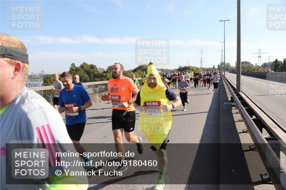 03.10.2025 - Köhlbrandbrückenlauf Yannick Fuchs http://msf.ph/oto/9180460 03.10.2025 11:21:25 Position 3 6294, 4774 meine-sportfotos.de