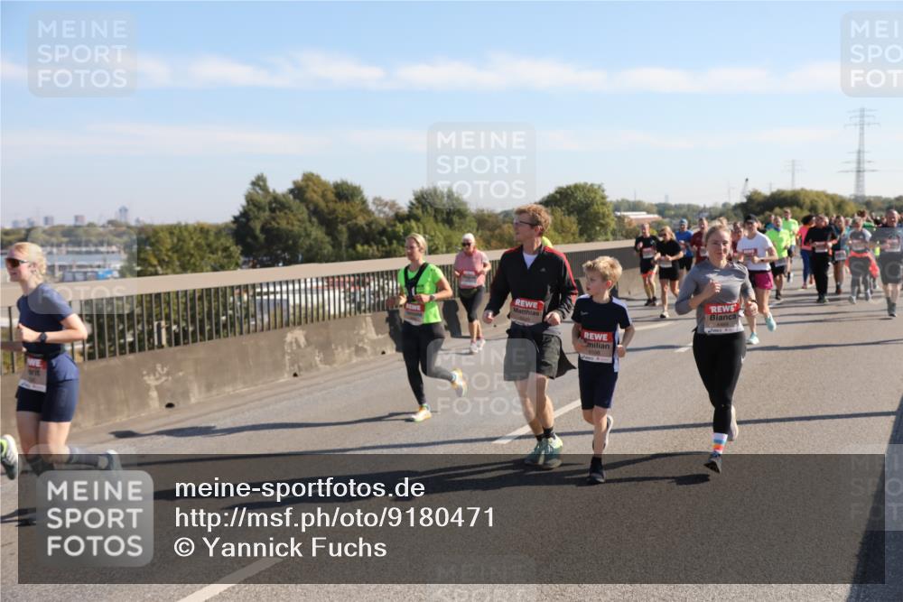 03.10.2025 - Köhlbrandbrückenlauf Yannick Fuchs http://msf.ph/oto/9180471 03.10.2025 11:21:26 Position 3  meine-sportfotos.de