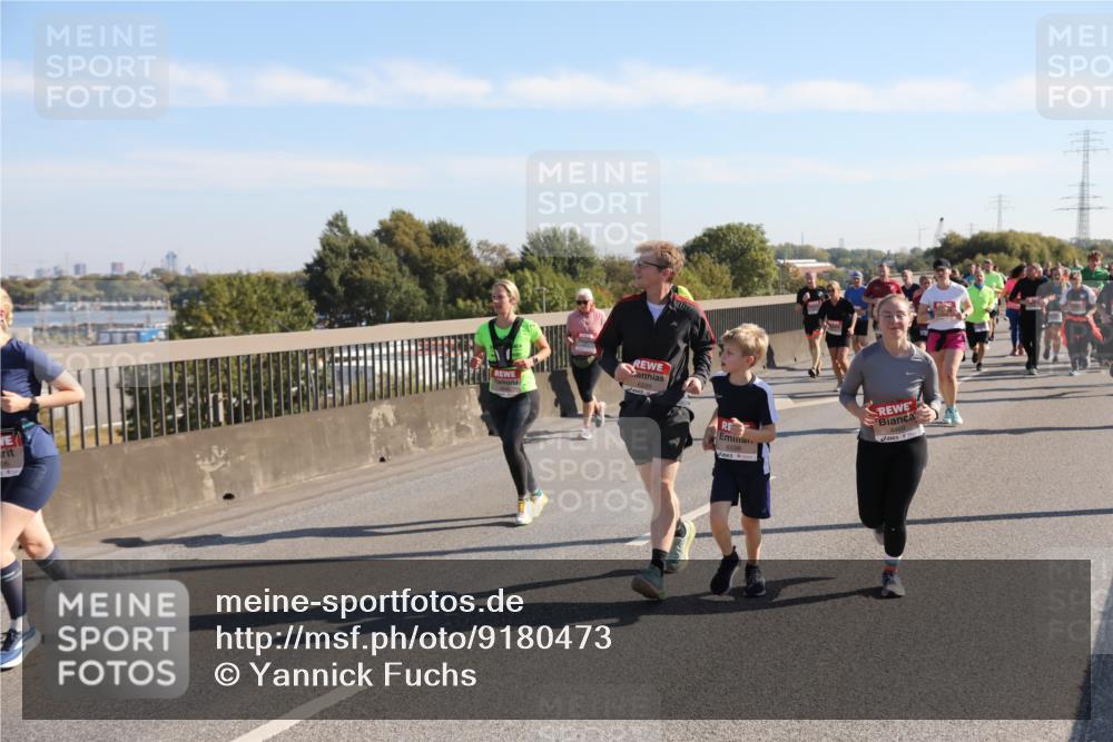 03.10.2025 - Köhlbrandbrückenlauf Yannick Fuchs http://msf.ph/oto/9180473 03.10.2025 11:21:26 Position 3  meine-sportfotos.de