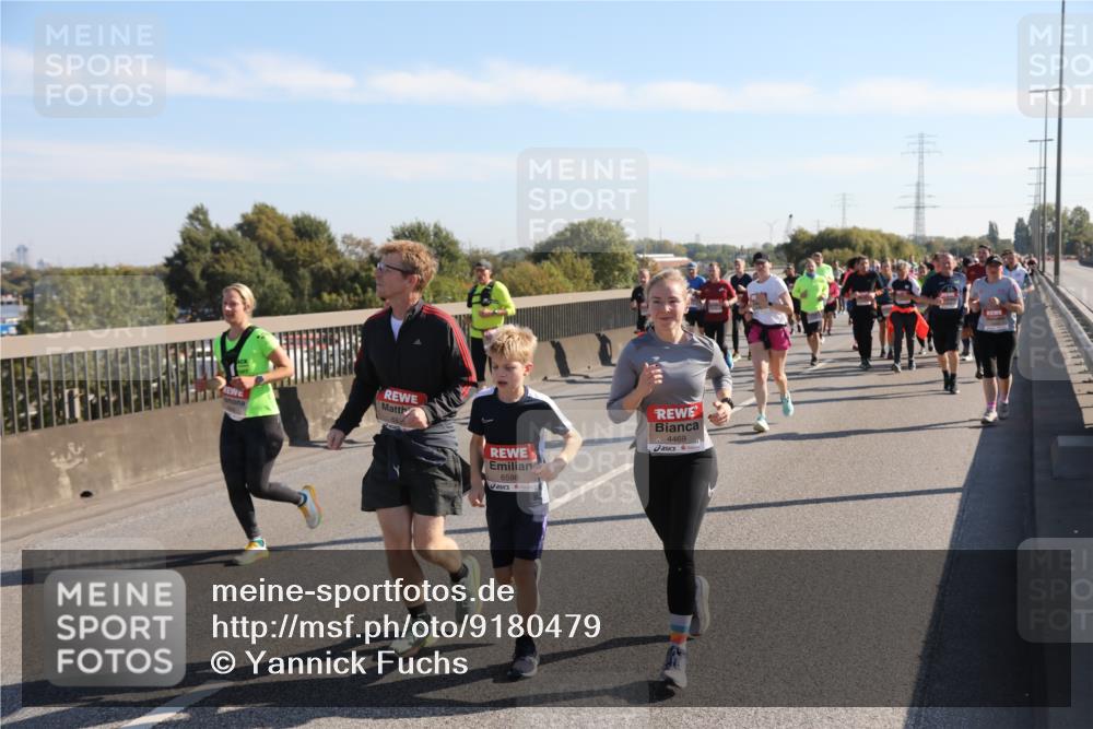 03.10.2025 - Köhlbrandbrückenlauf Yannick Fuchs http://msf.ph/oto/9180479 03.10.2025 11:21:27 Position 3 6598, 4469 meine-sportfotos.de