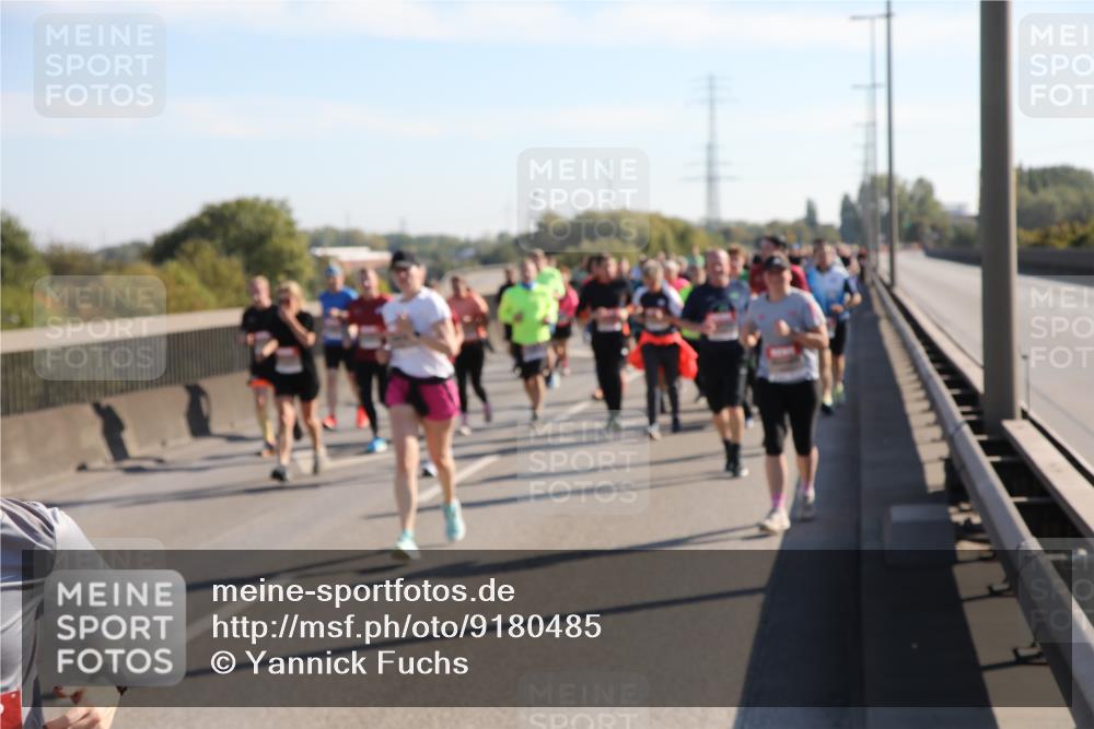 03.10.2025 - Köhlbrandbrückenlauf Yannick Fuchs http://msf.ph/oto/9180485 03.10.2025 11:21:28 Position 3  meine-sportfotos.de