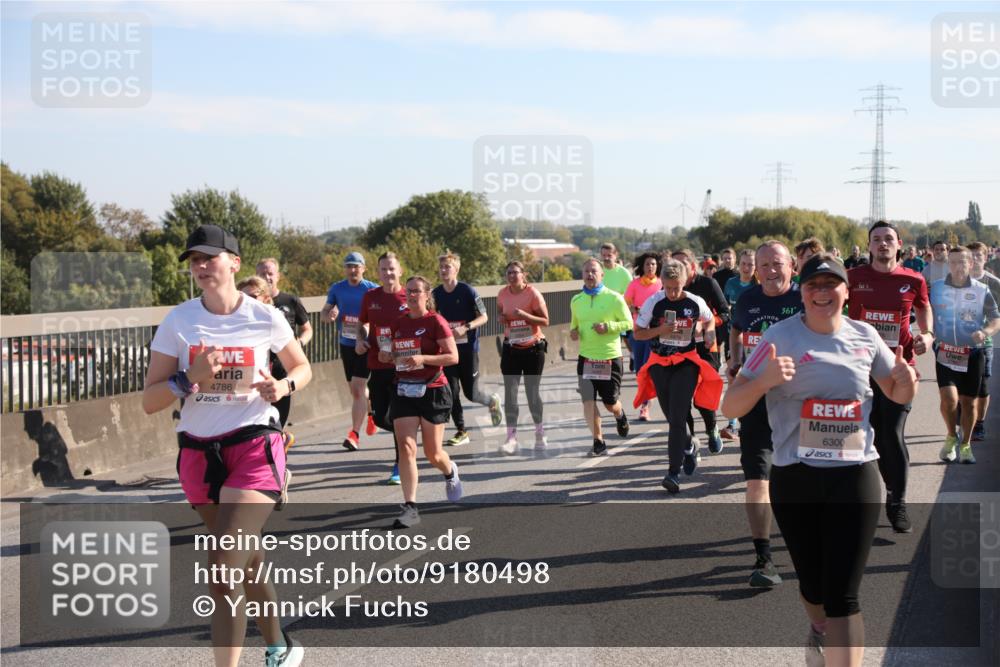 03.10.2025 - Köhlbrandbrückenlauf Yannick Fuchs http://msf.ph/oto/9180498 03.10.2025 11:21:30 Position 3 4786, 361, 6300 meine-sportfotos.de