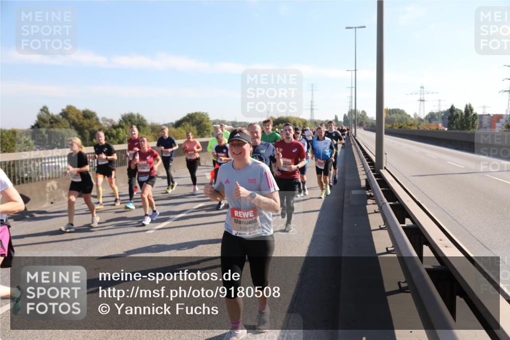 03.10.2025 - Köhlbrandbrückenlauf Yannick Fuchs http://msf.ph/oto/9180508 03.10.2025 11:21:31 Position 3 6300, 361 meine-sportfotos.de