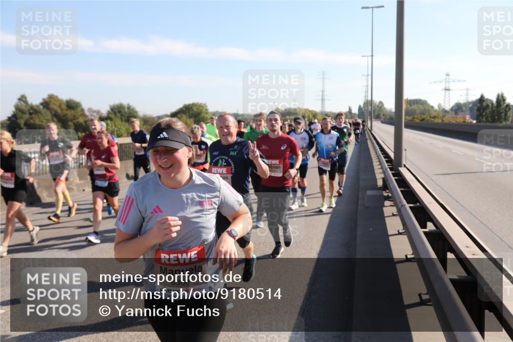 03.10.2025 - Köhlbrandbrückenlauf Yannick Fuchs http://msf.ph/oto/9180514 03.10.2025 11:21:31 Position 3 6300, 361 meine-sportfotos.de