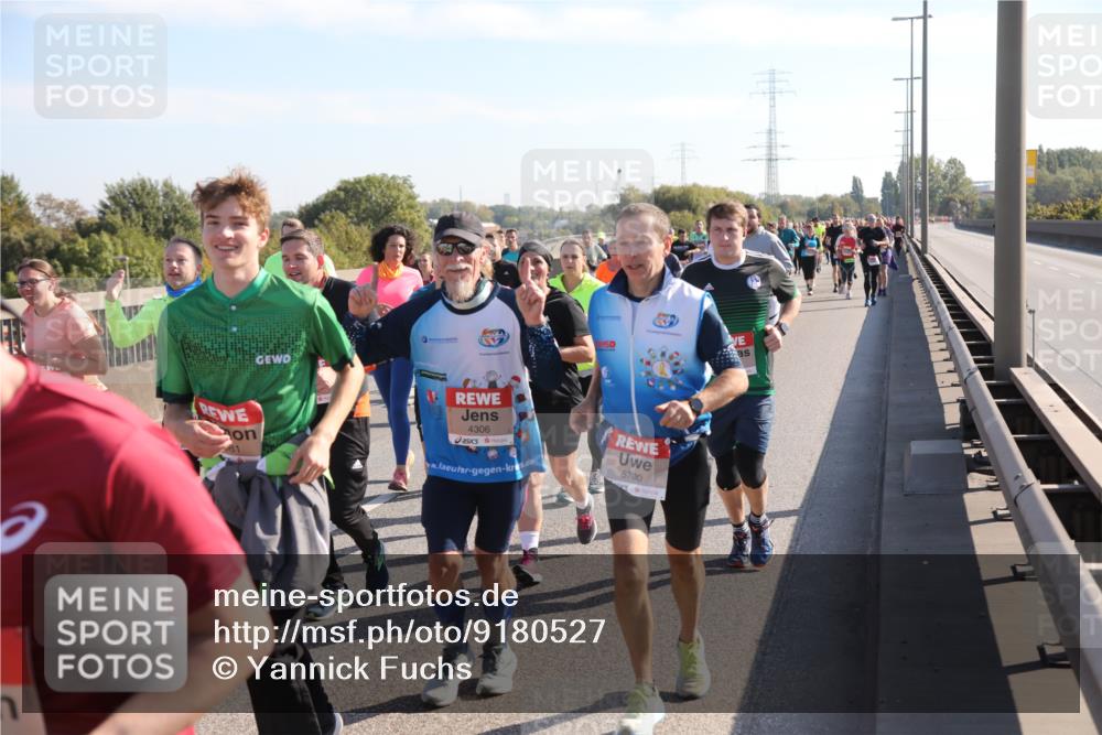 03.10.2025 - Köhlbrandbrückenlauf Yannick Fuchs http://msf.ph/oto/9180527 03.10.2025 11:21:32 Position 3 81, 4306, 5700 meine-sportfotos.de