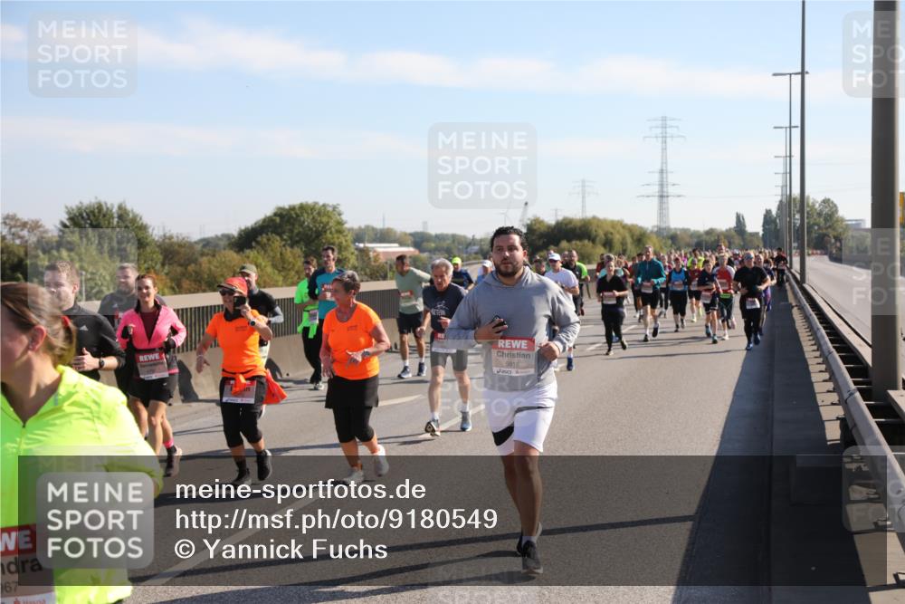 03.10.2025 - Köhlbrandbrückenlauf Yannick Fuchs http://msf.ph/oto/9180549 03.10.2025 11:21:35 Position 3 967, 5816 meine-sportfotos.de
